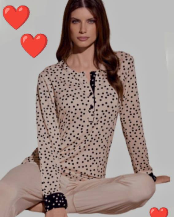 633042400_122119024977040910_9170314555258247495_n ABBIGLIAMENTO scopri l'offerta... Da La Maria a Lama colpi di fulmine a San Valentino