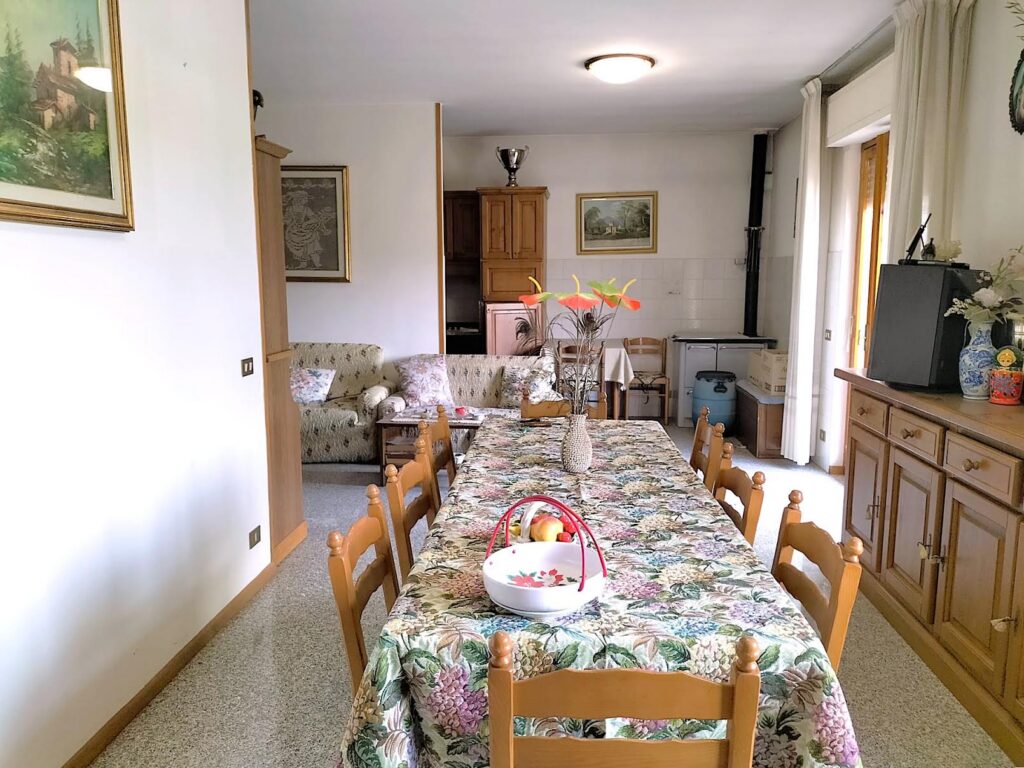 1-1-1-1024x768 UMBERTIDE Appartamento con terrazzo di 140 mq zona Coop
